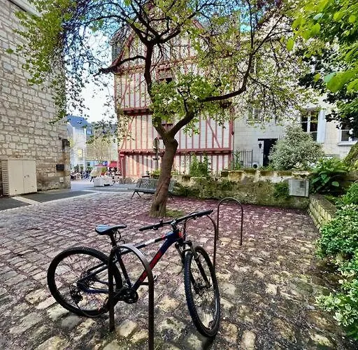 Cosy Hypercentre Place St Pierre 아파트 *